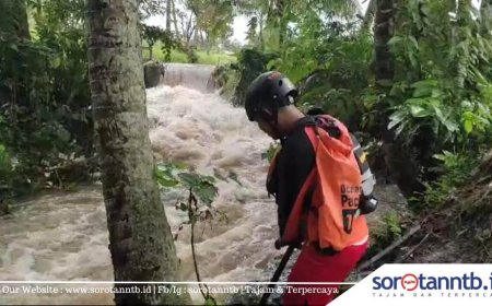 Remaja Hanyut di Sungai Pringgarata, Belum Ditemukan