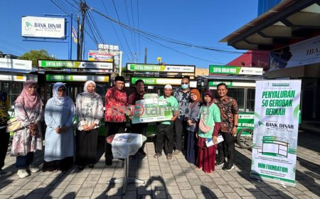 Bank Dinar dan MIM Foundation Salurkan Bantuan 50 Gerobak Berkah untuk Pelaku Usaha di Kota Mataram