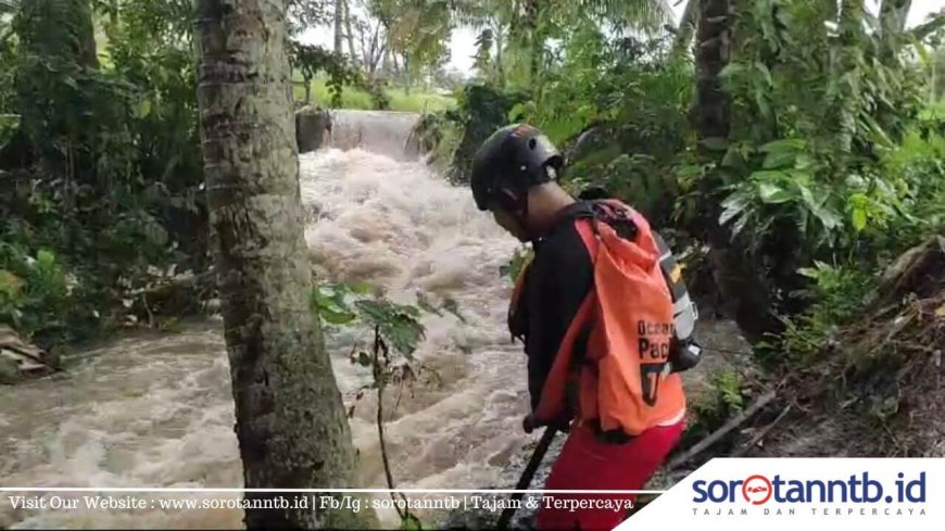 Remaja Hanyut di Sungai Pringgarata, Belum Ditemukan