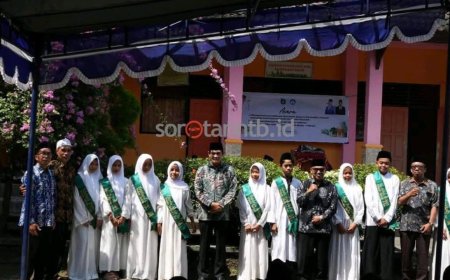 Wisuda Hafidz/Hafidzah di SMPN 1 Jonggat, Wabup Harap Jadi Inspirasi Sekolah Lain