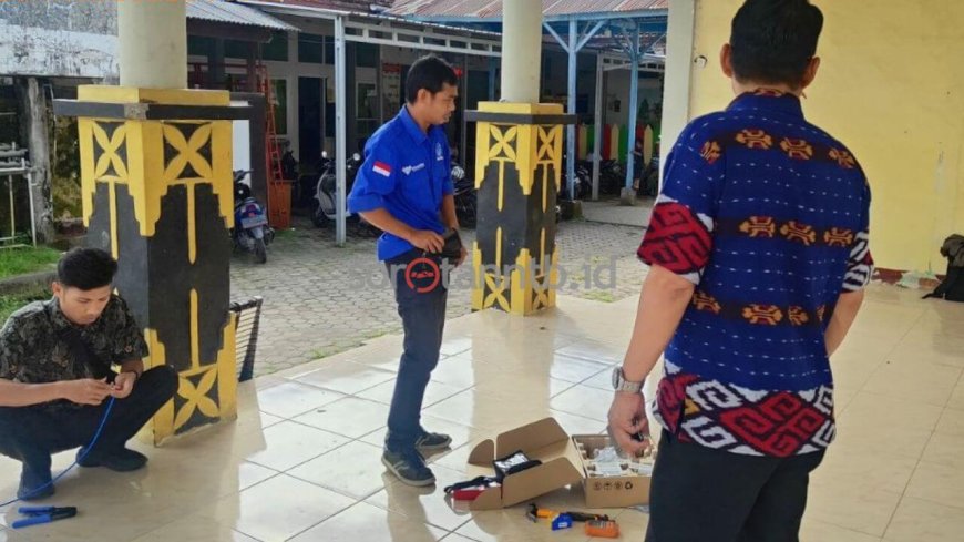 Diskominfo Loteng Pasang Internet Publik di Pringgarata, Dukung Literasi Digital dan UMKM Lokal
