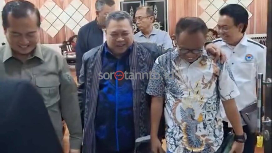 Disambut Gubernur NTB, Ketua Umum PB IKA PMII Hadiri Pelantikan Pengurus Wilayah IKA PMII NTB Masa Khidmat 2025–2030