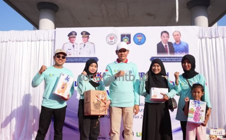 IAI dan PAFI Kolaborasi Edukasi Dan Bagi Multivitamin Di CFD Praya