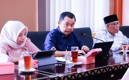 Komisi I DPRD Loteng Gelar Rapat Konsultasi Dan Evaluasi APBD 2025