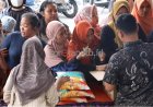 Pasar Murah di Praya Disambut Antusias, 540 Liter MinyaKita Langsung Ludes